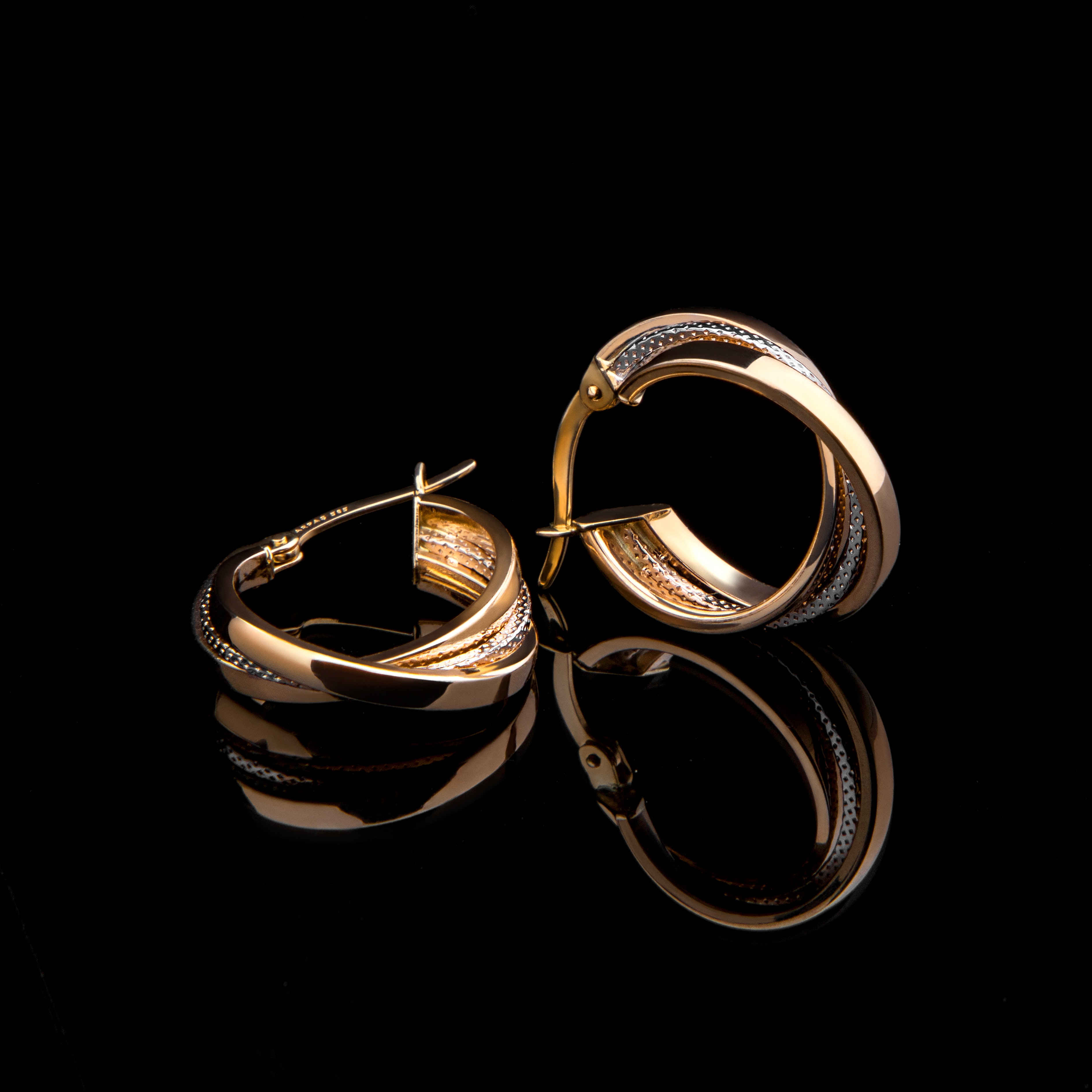 😊beautiful Rings OK , Good-u